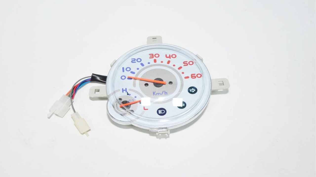 K.M SAATİ (PORTERO8000)